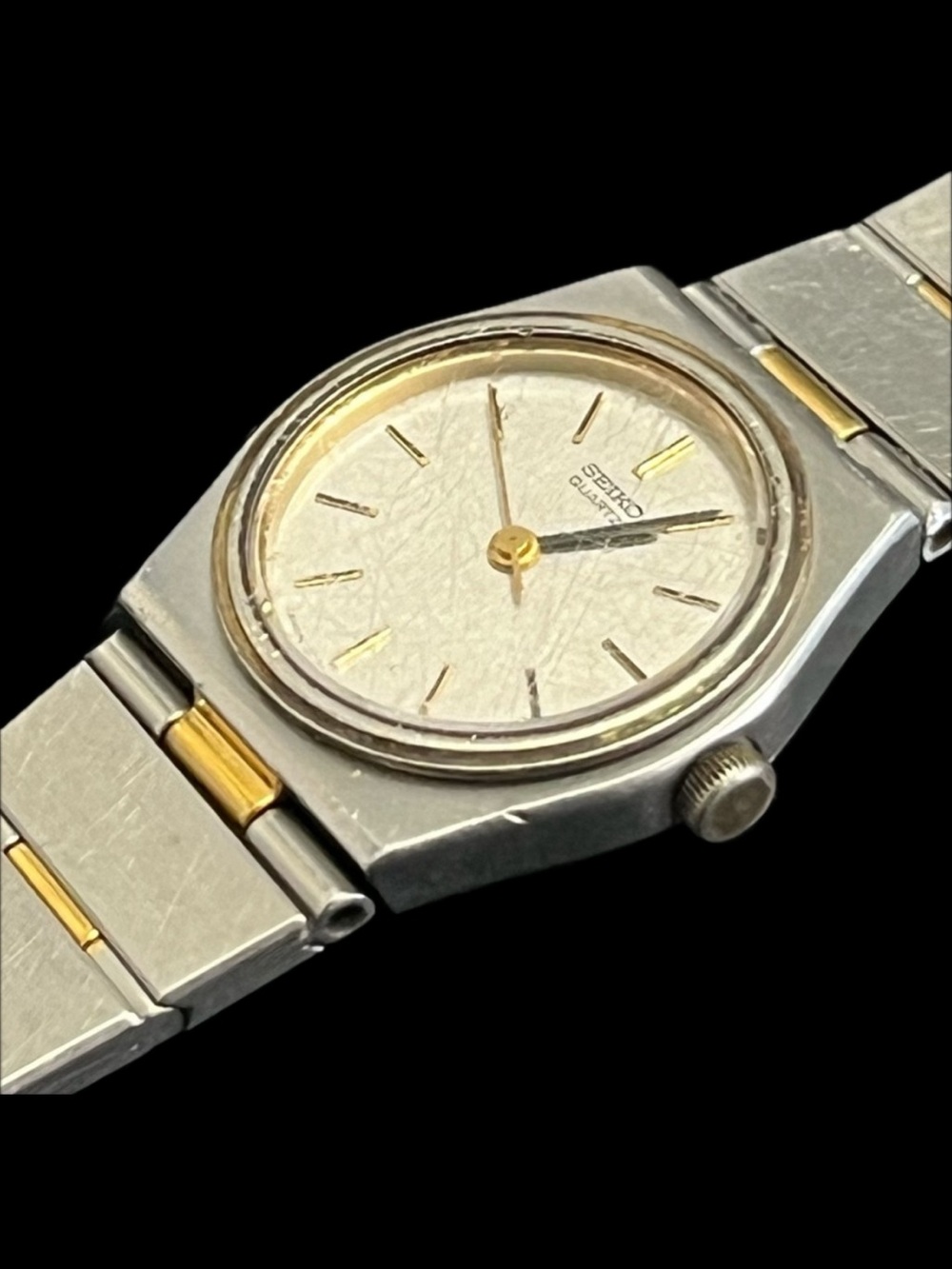 SEIKO 1980’s Vintage stainless steel gold silver ladies jewelry wrist watch 80’s